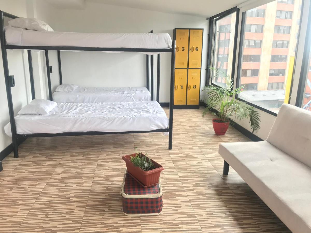 בוגוטה Hostal - Hotel - Apartaestudios Amoblados Chapinero Las Mandarinas - Coworking מראה חיצוני תמונה