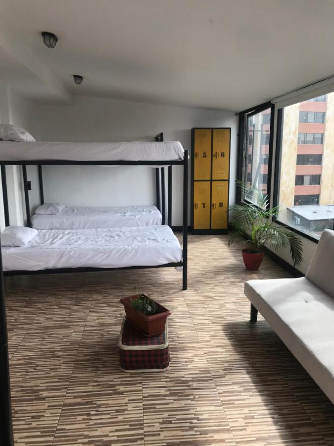 בוגוטה Hostal - Hotel - Apartaestudios Amoblados Chapinero Las Mandarinas - Coworking מראה חיצוני תמונה