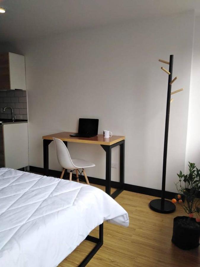 בוגוטה Hostal - Hotel - Apartaestudios Amoblados Chapinero Las Mandarinas - Coworking מראה חיצוני תמונה
