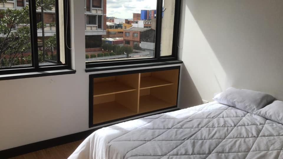 בוגוטה Hostal - Hotel - Apartaestudios Amoblados Chapinero Las Mandarinas - Coworking מראה חיצוני תמונה